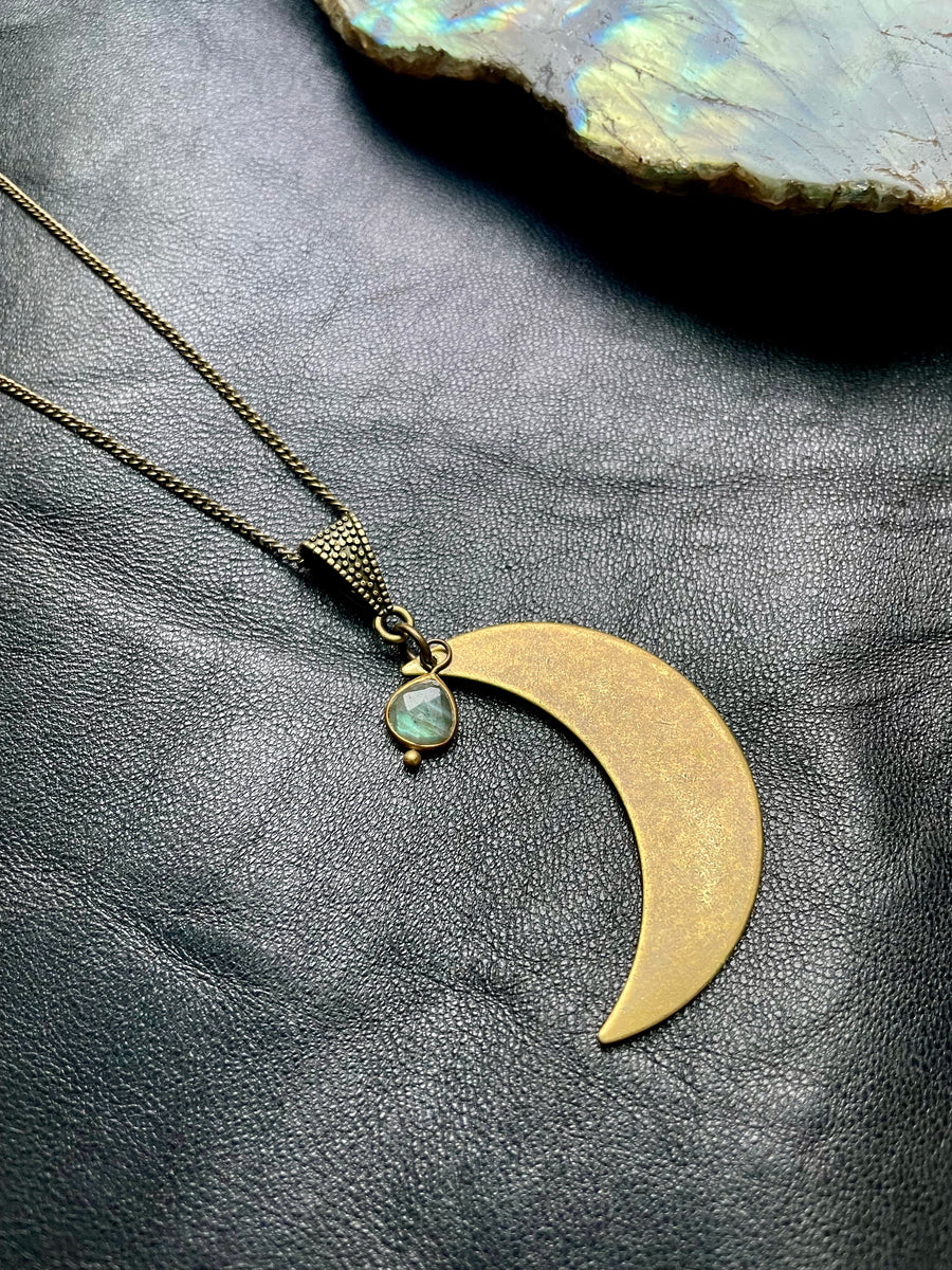 Crescent Moon + Labradorite Necklace – 2 ODD BIRDS