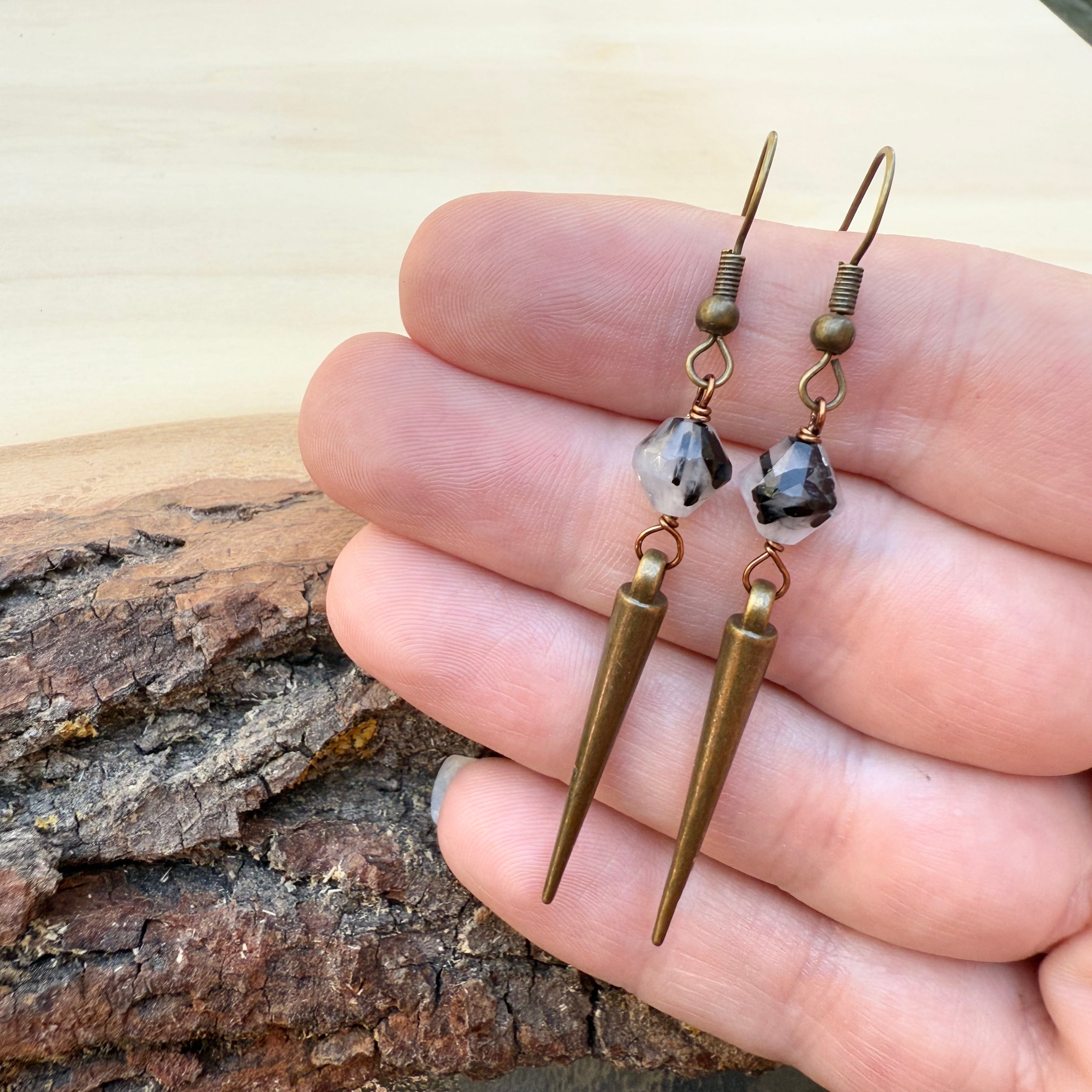Tourmalinated Spikes