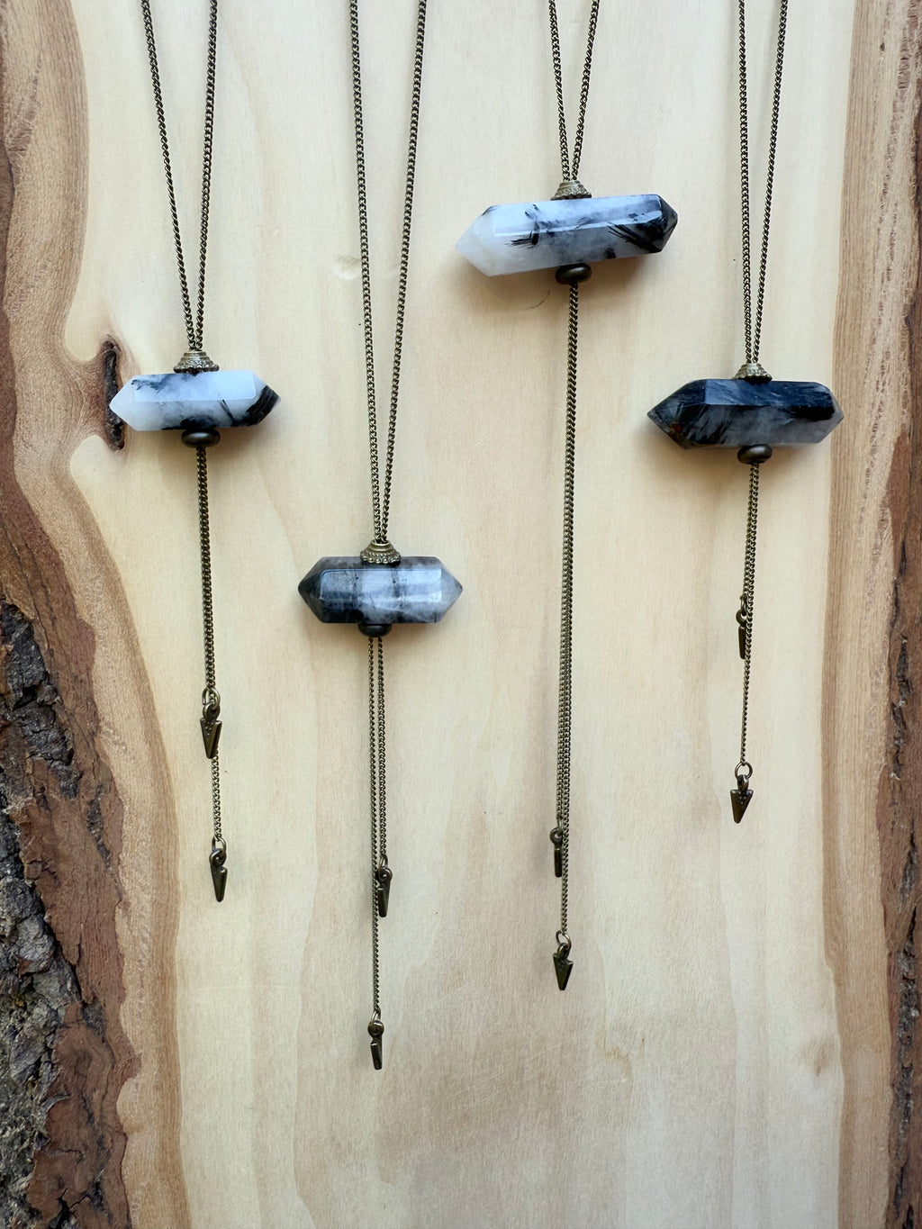Tourmalinated Quartz Bolo