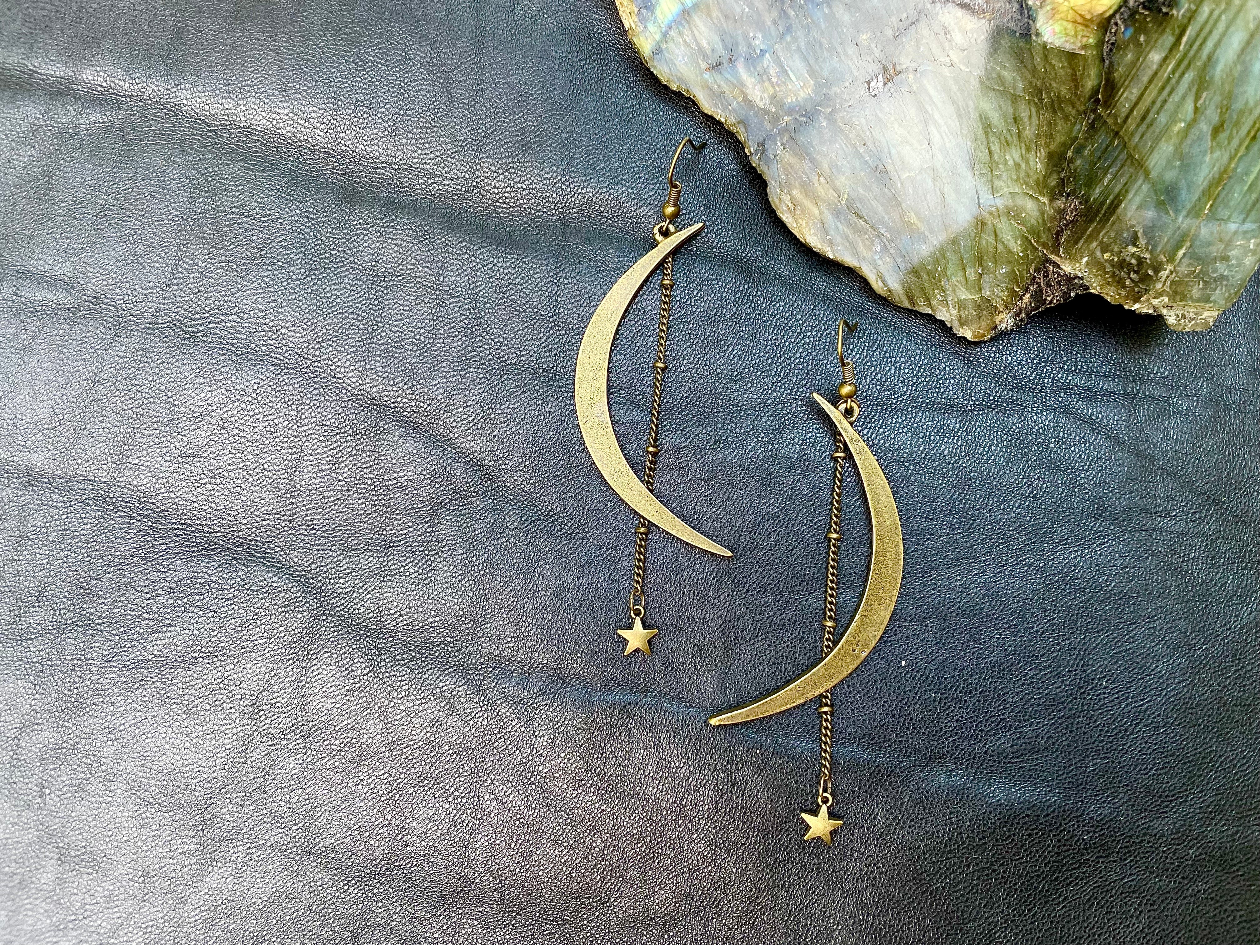 Crescent Moon Earrings Dangle – Meraki Lifestyle Store