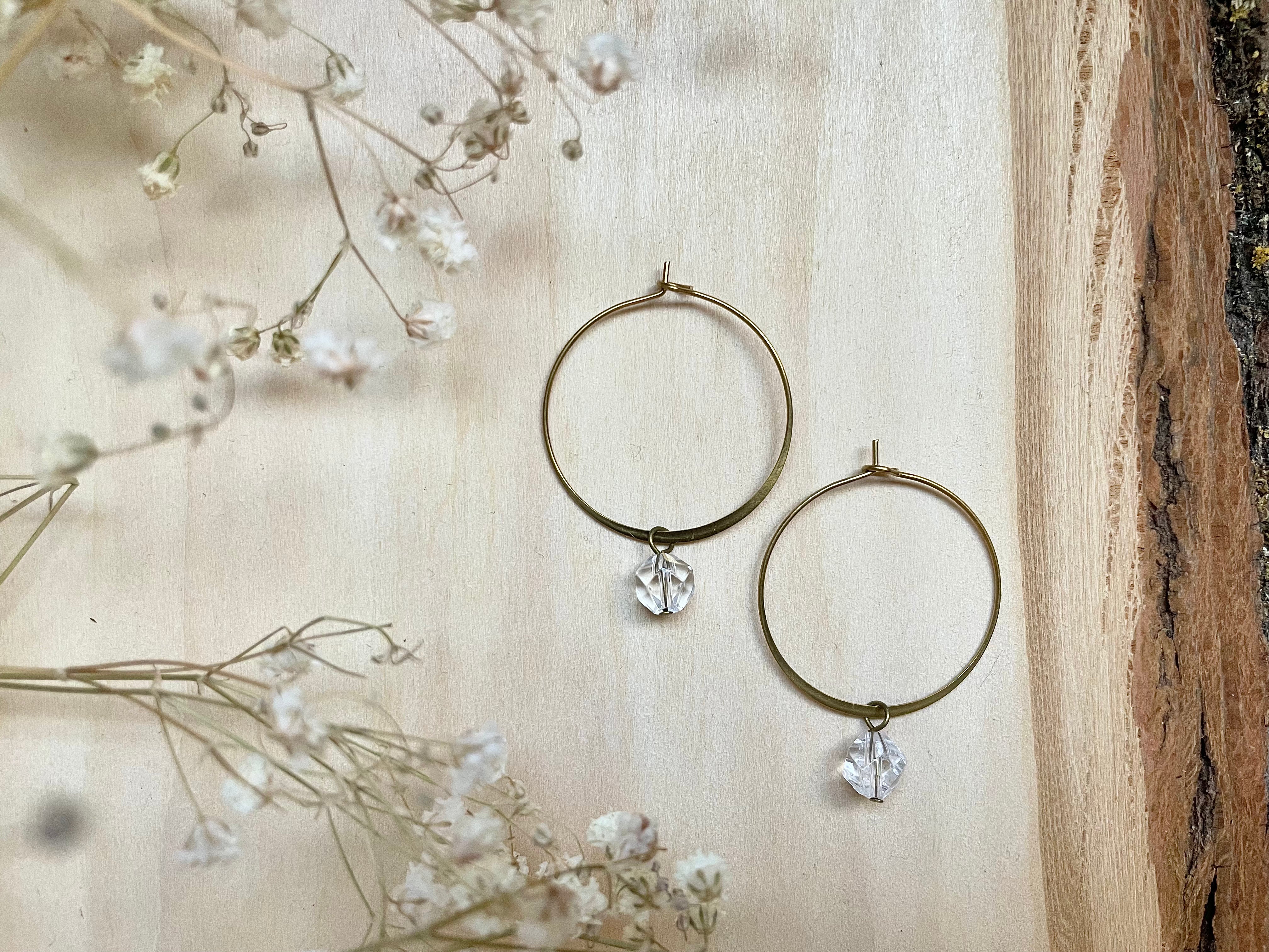 Simple Quartz Hoop