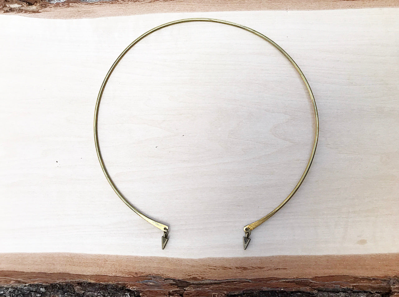 Brass wire collar