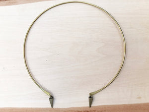 Brass wire collar
