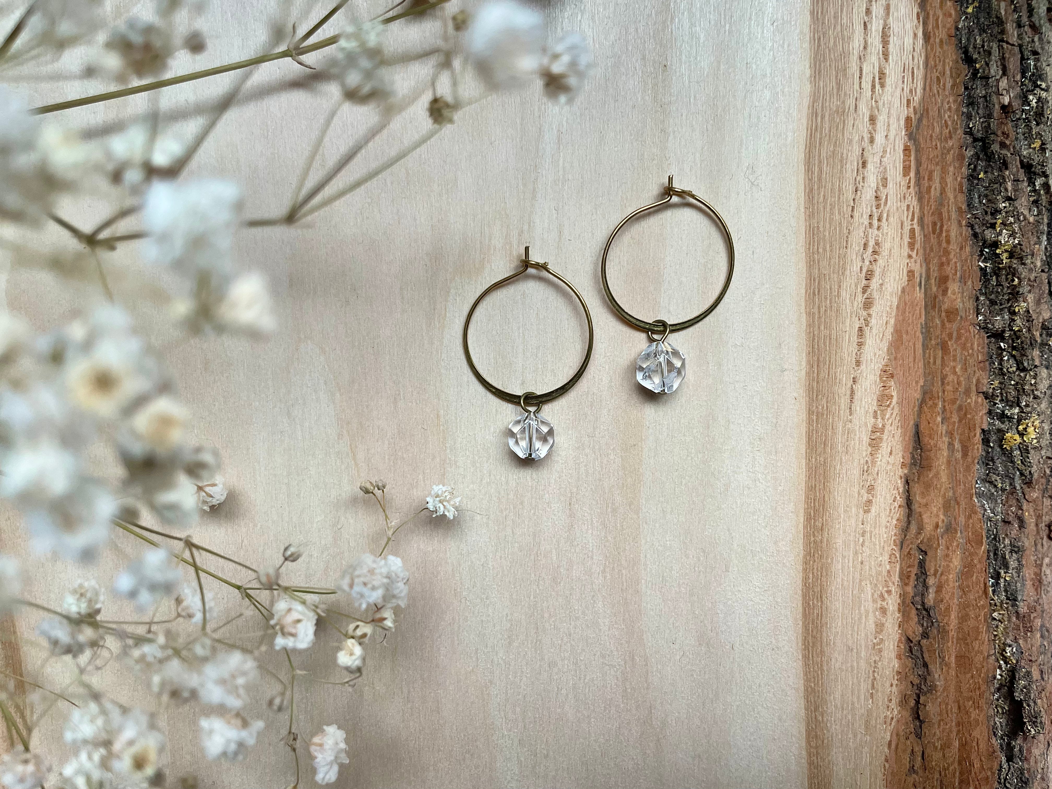 Simple Quartz Hoop