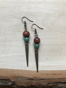 Green agate spikes